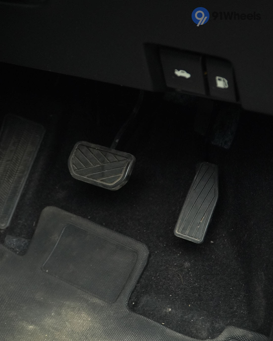 Maruti Suzuki Swift Pedals / Foot Controls