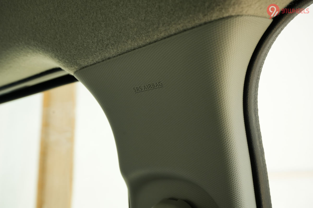 Maruti Suzuki Swift Right Side Curtain Airbag