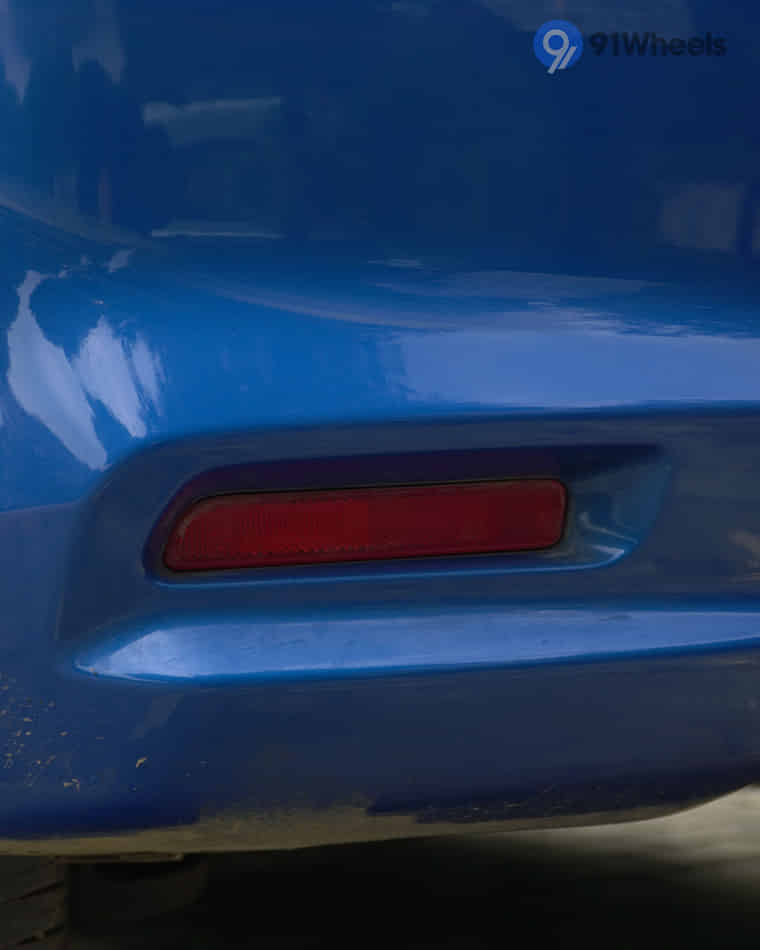 Headlights & Tail-lights - 6