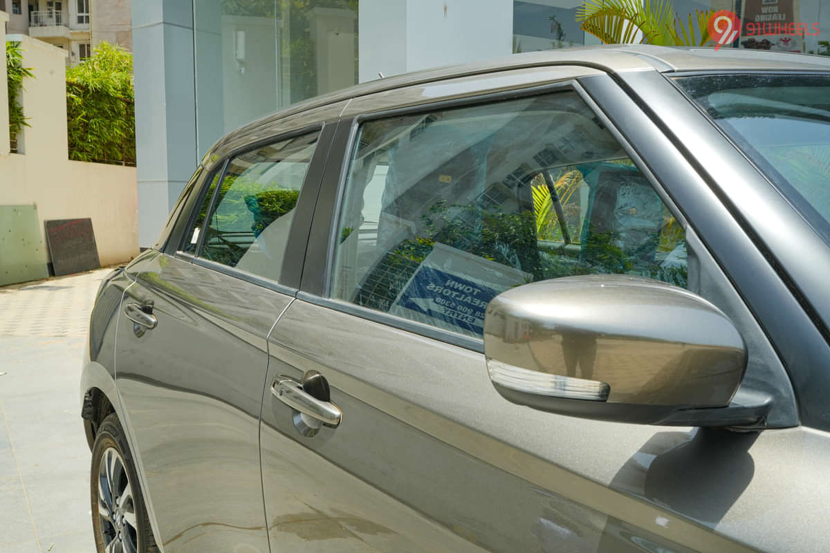 Maruti Suzuki Swift Side Glass Housing