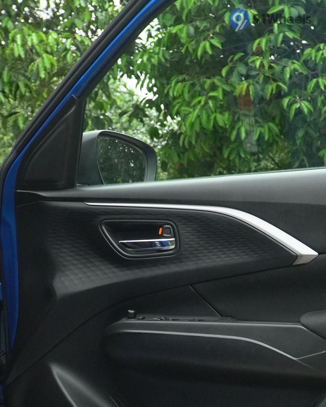 Maruti Suzuki Swift Driver Side Door Pad Handle