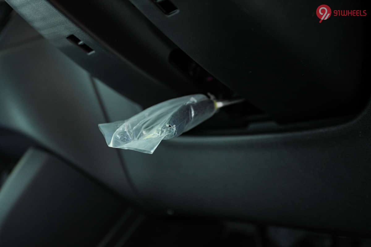 Maruti Suzuki Swift Steering Adjustment Lever/Controller