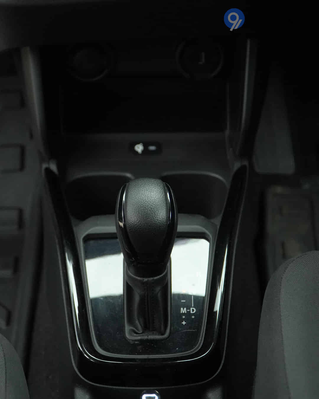 Gear Shifter / Gear Shifter Stalk