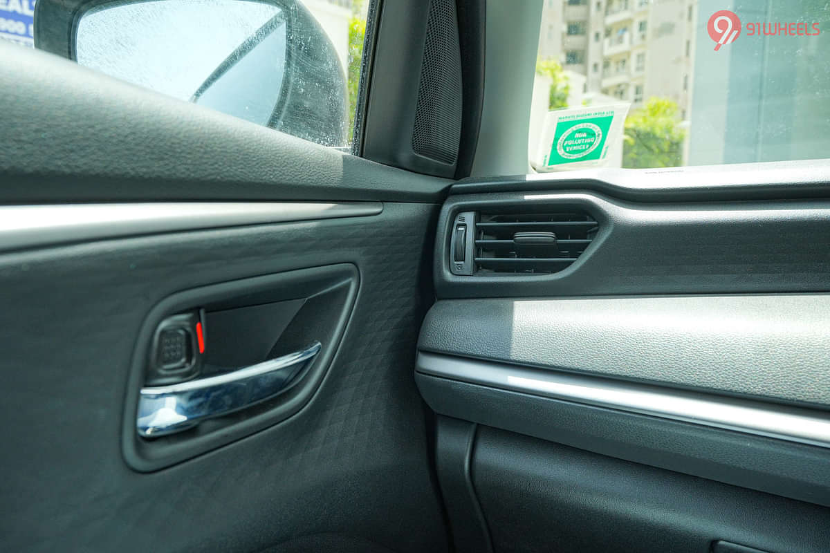 Maruti Swift Front Passenger Air Vent