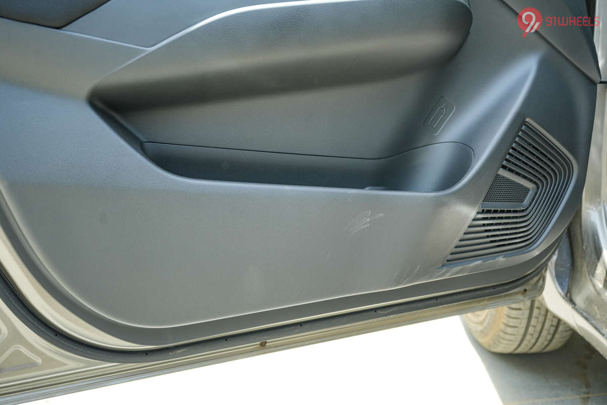 Maruti Suzuki Swift Passenger Side Front Door Pocket