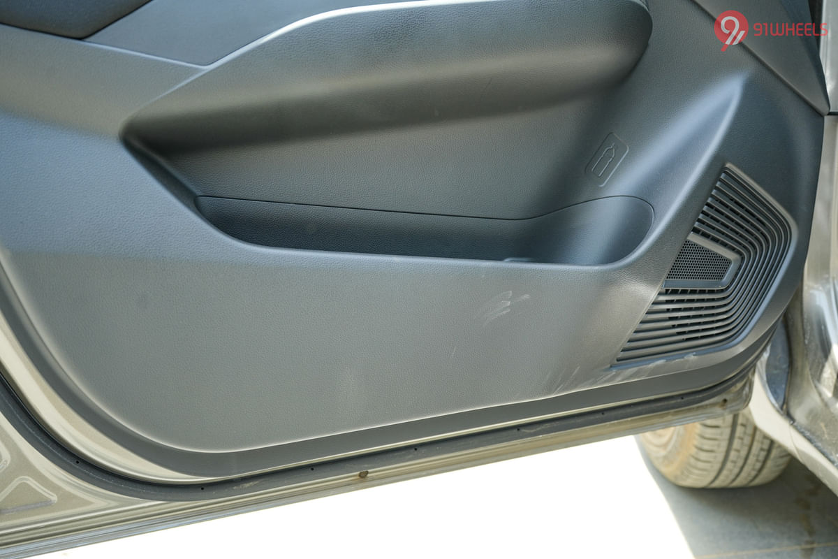 Maruti Suzuki Swift Passenger Side Front Door Pocket