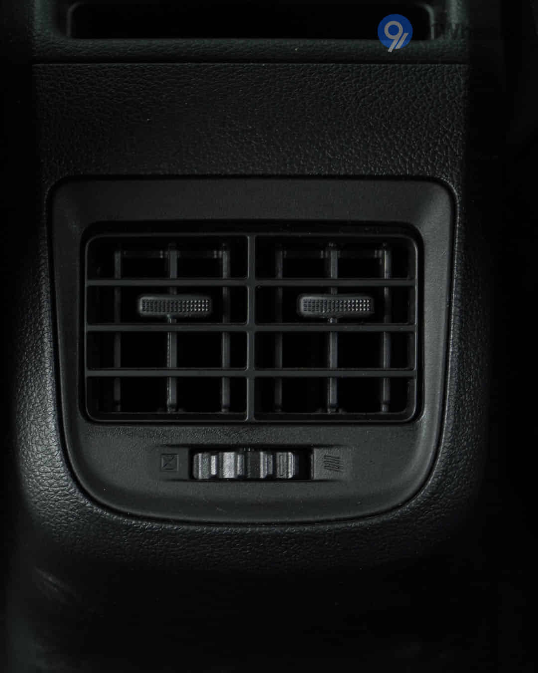 Rear Row Air Vents
