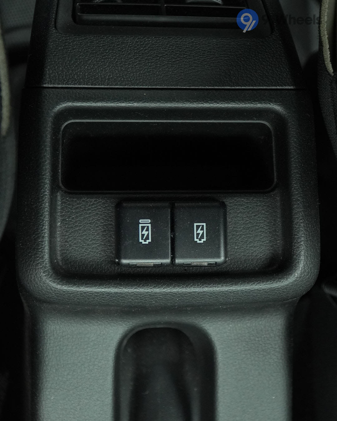 Maruti Suzuki Swift Rear Row Charging Point