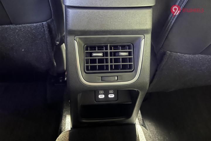 Maruti Suzuki Victoris Rear Row Air Vent