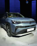 Right Front Three Quarter