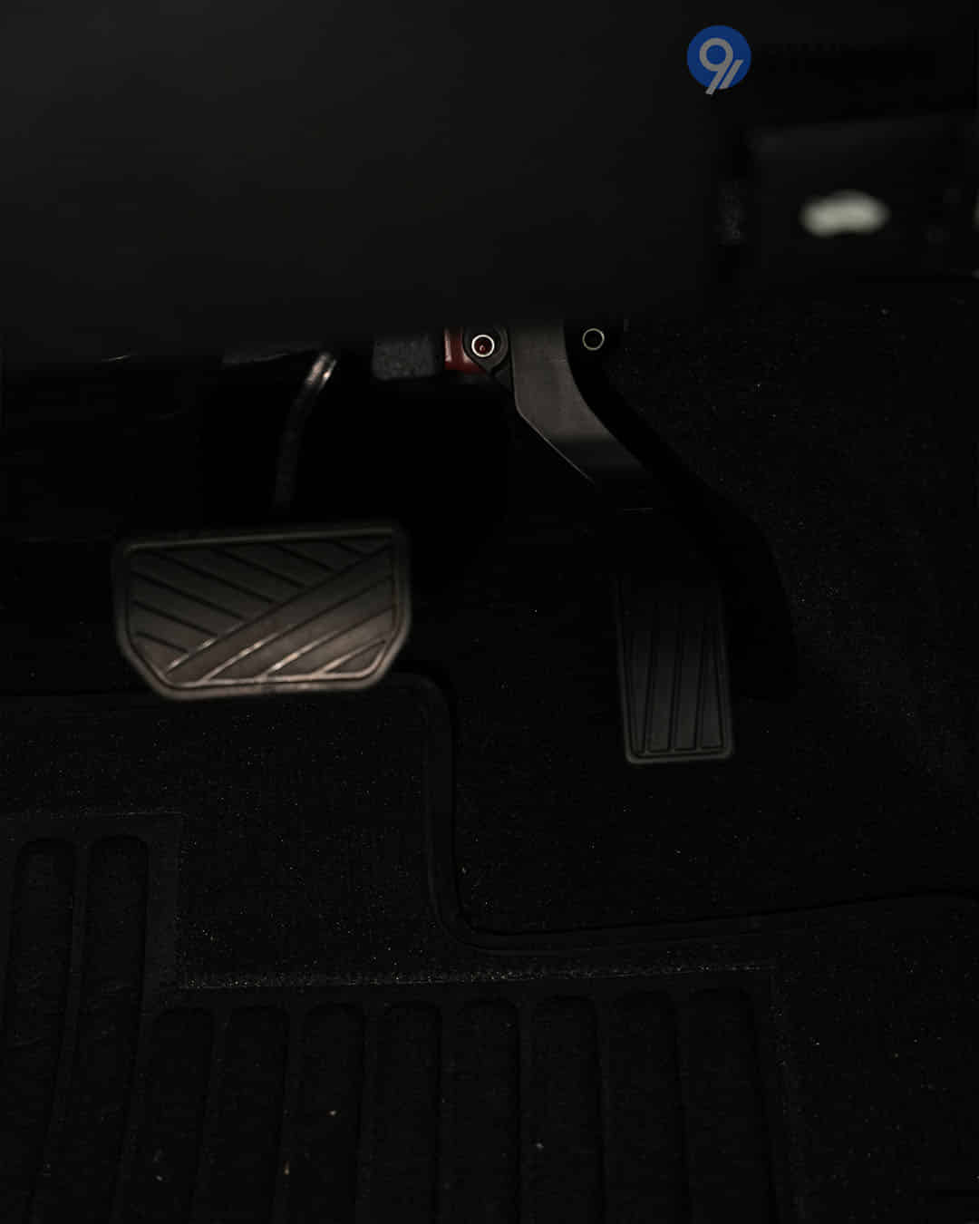 Pedals / Foot Controls