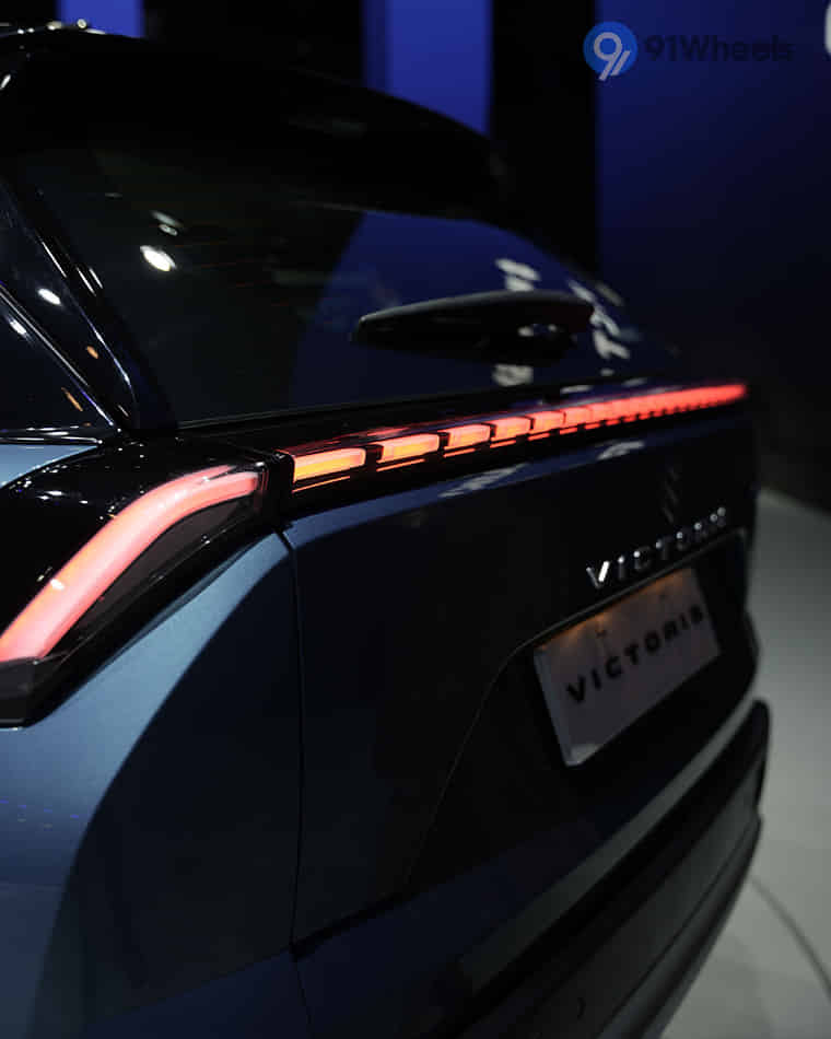 Headlights & Tail-lights - 5