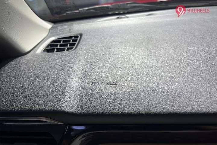 Maruti Suzuki Victoris Front Passenger Airbag