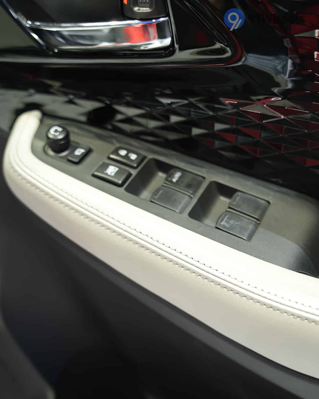 Outer Rear View Mirror (ORVM) Controls