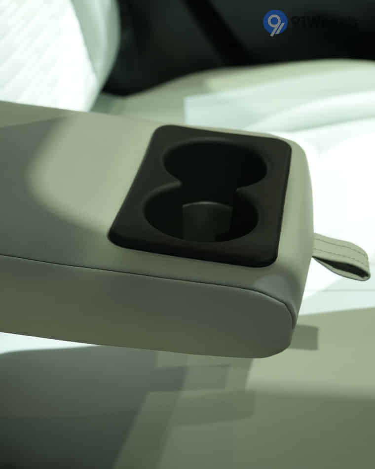 Seats & Cabin Comfort - 2