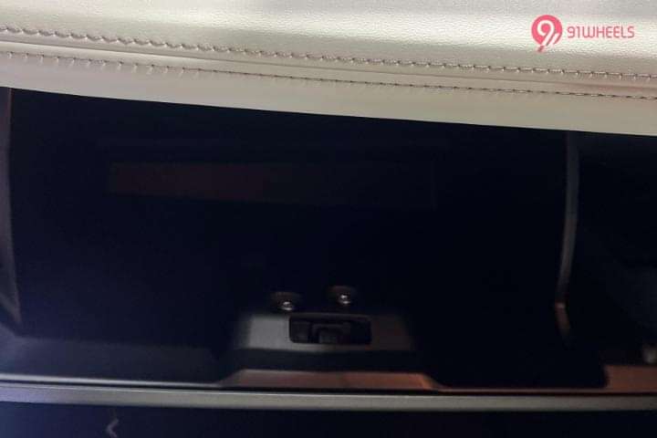 Maruti Suzuki Victoris Glove Box