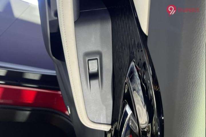 Maruti Suzuki Victoris Rear Door Switches