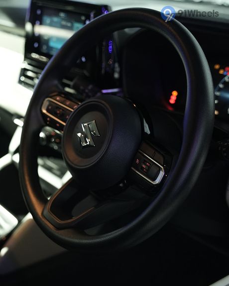 Victoris Steering Wheel