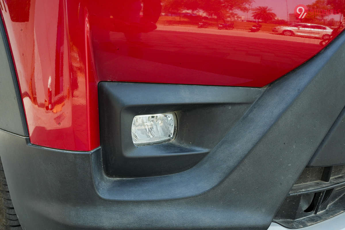 Maruti Brezza Front Fog Lamp