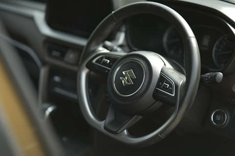 Maruti Suzuki Vitara Brezza 1.5 Petrol ZXI+ AT Dual Tone Steering Wheel