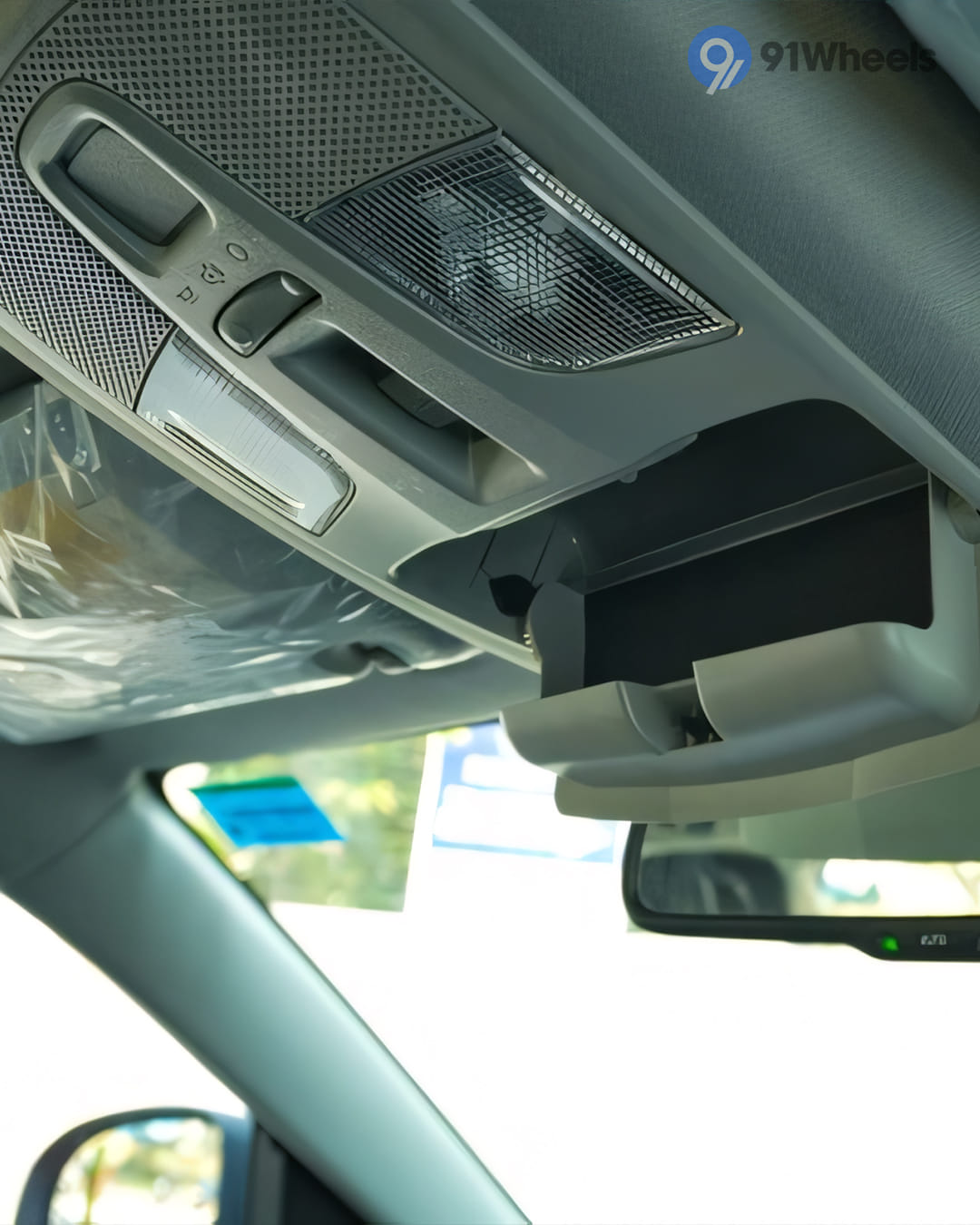 Maruti Suzuki Brezza Sunglass Holder