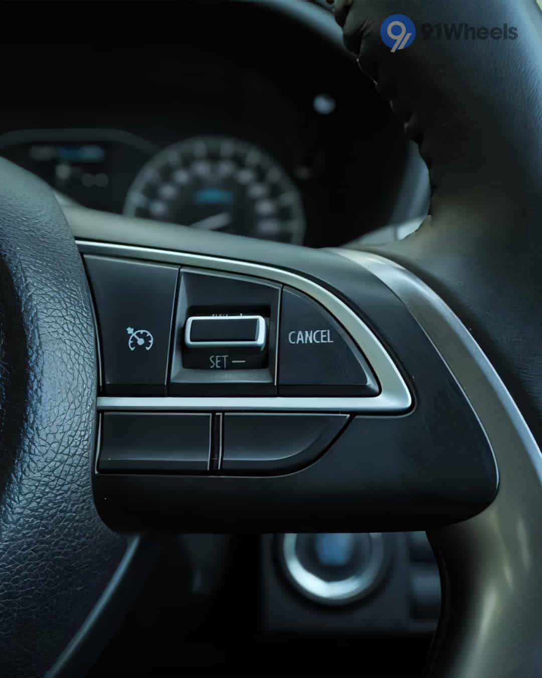 Right Steering Mounted Controls Right Steering Mounted Controls