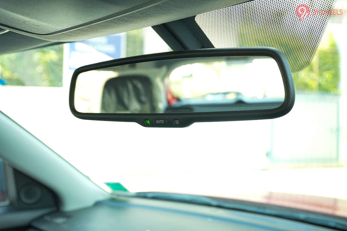Maruti Suzuki Brezza Inner Rear View Mirror