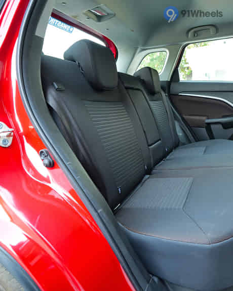 Brezza 2022-2026 Rear Seats