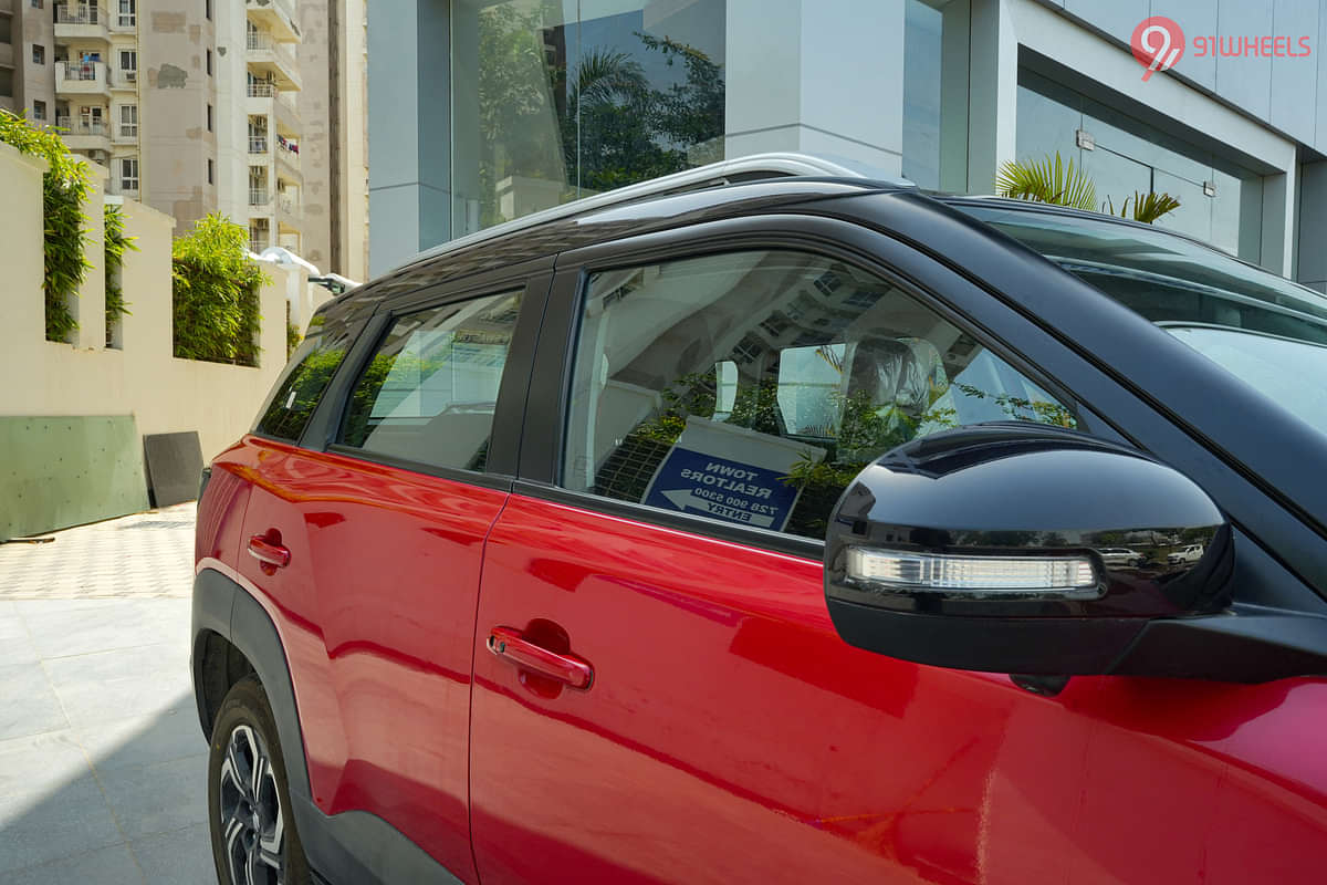 Maruti Suzuki Brezza Side Glass Housing
