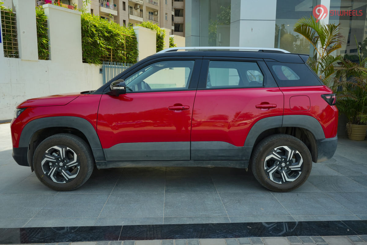 Maruti Suzuki Brezza Left Side View