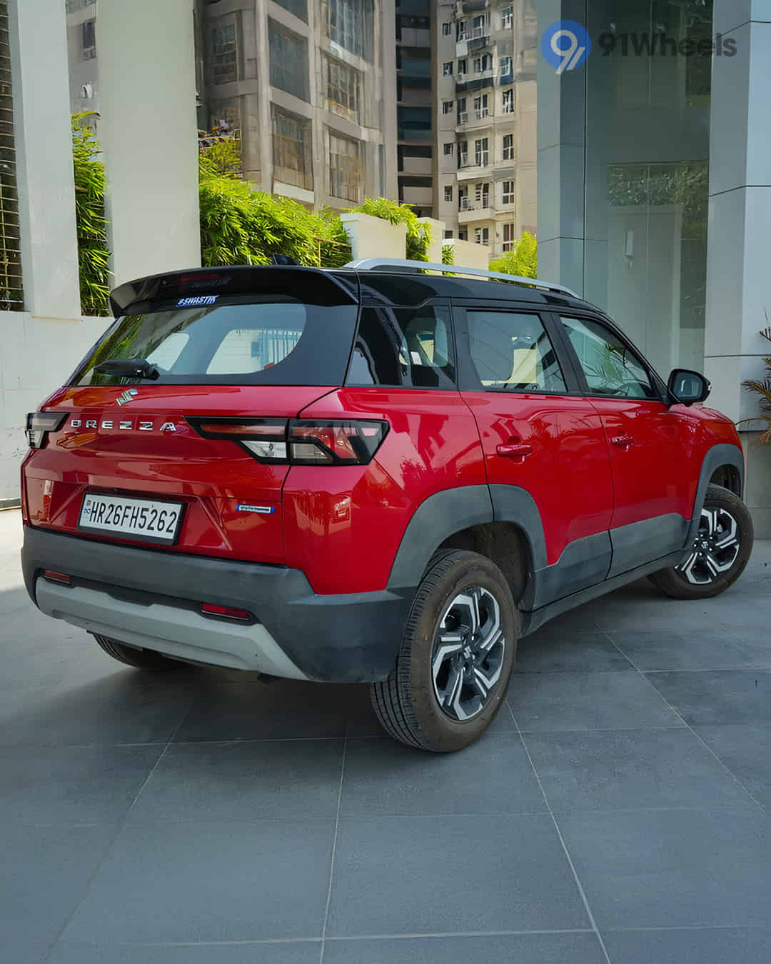 Right Rear Three Quarter Right Rear Three Quarter