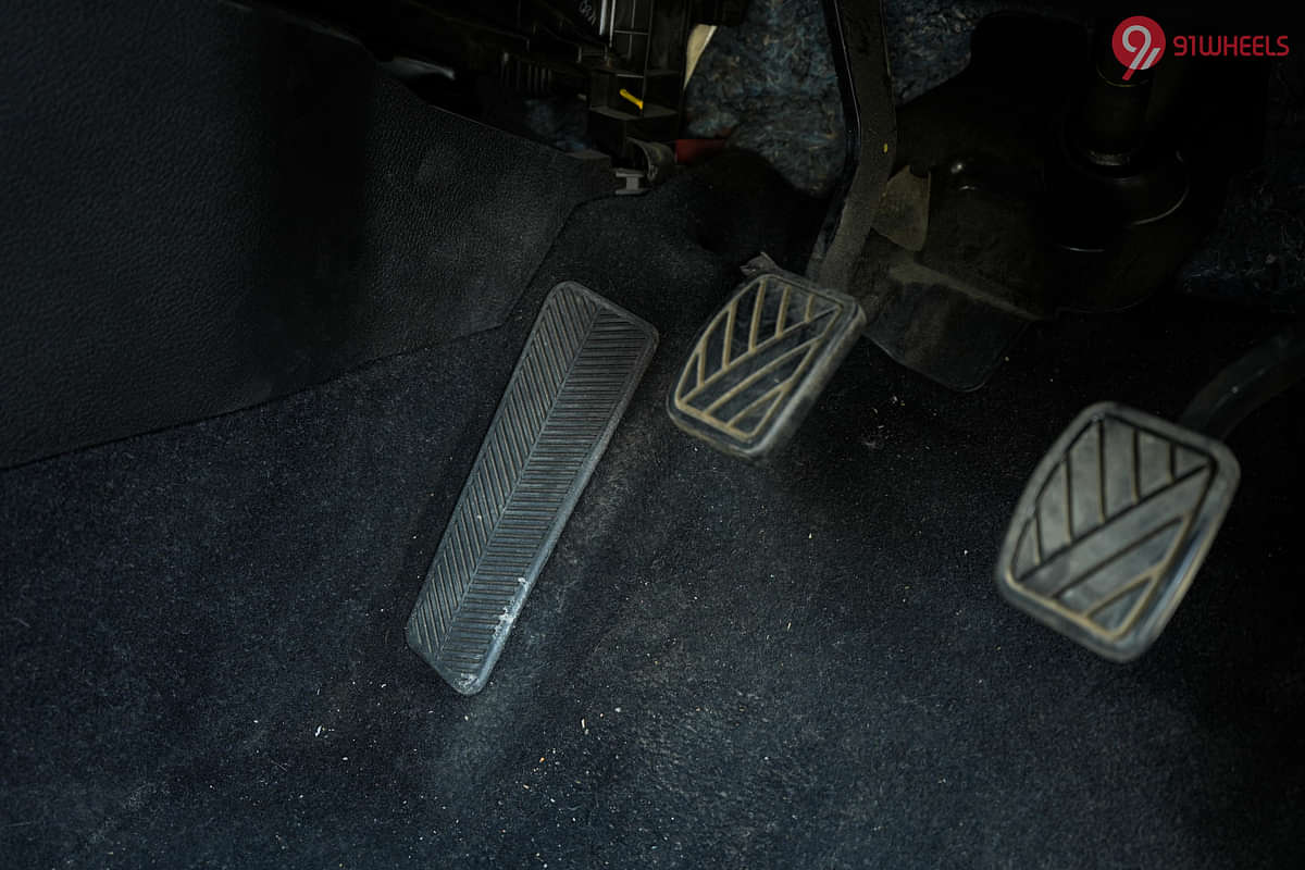 Maruti Brezza Dead Pedal