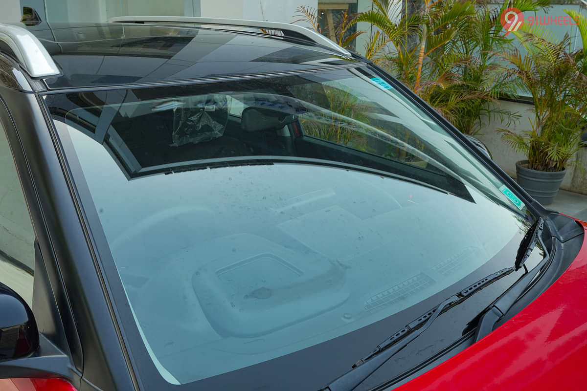 Maruti Brezza Front Windshield/Windscreen