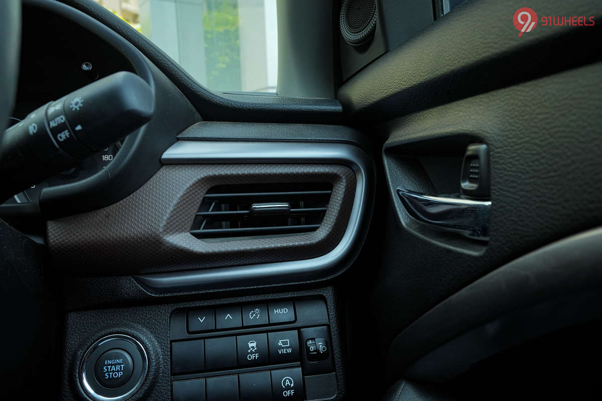 Maruti Suzuki Brezza Right Side Air Vents