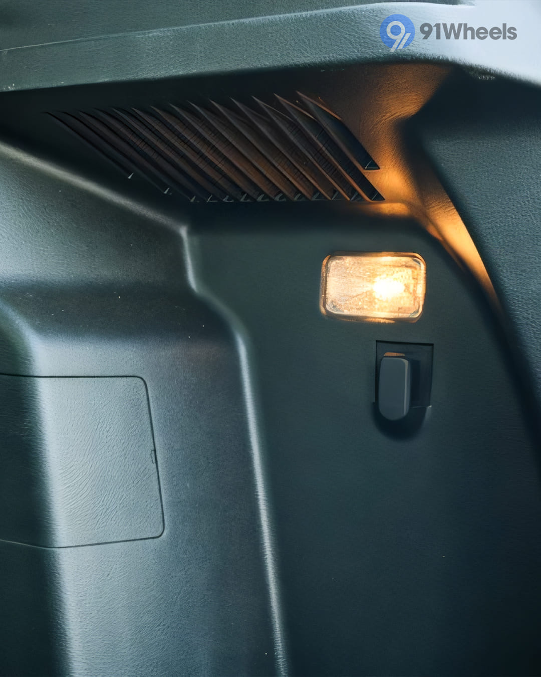 Maruti Suzuki Brezza Boot Light