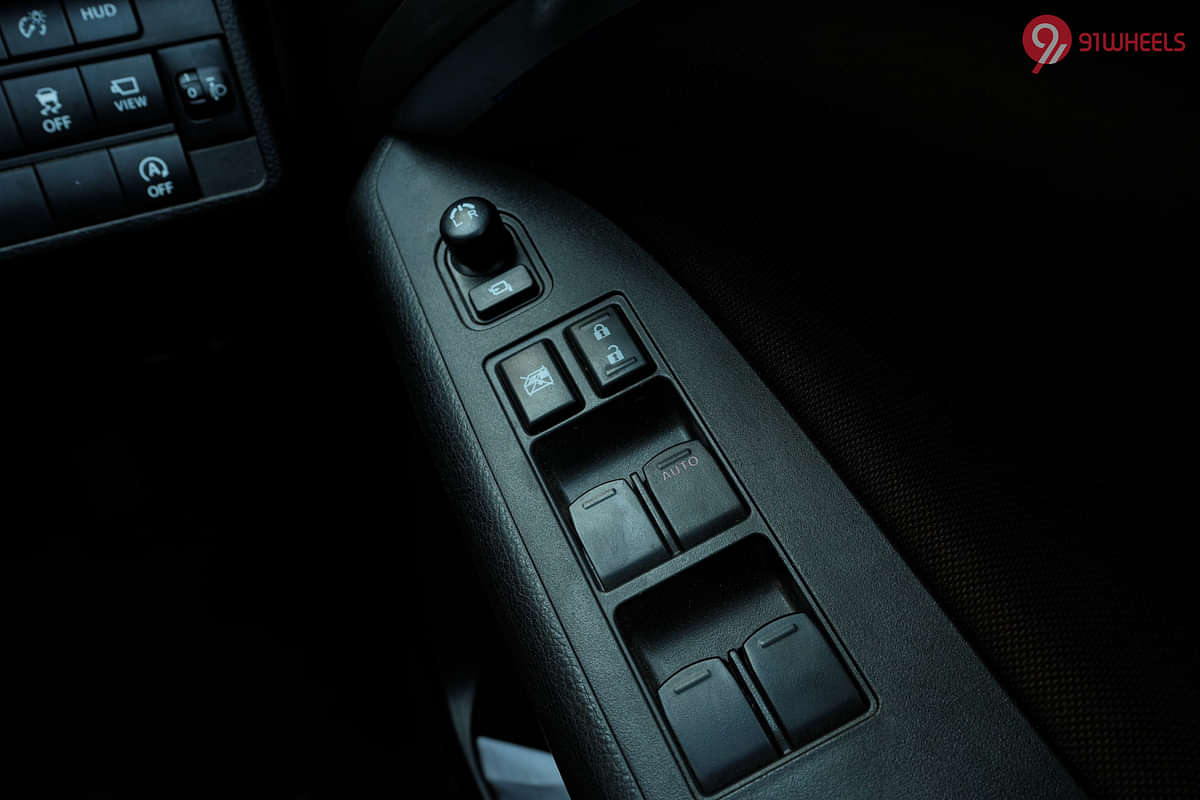 Maruti Suzuki Brezza Driver Side Door Switches