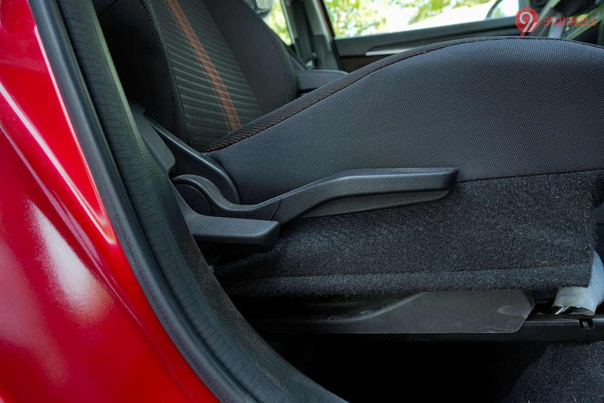 Maruti Suzuki Brezza Seat Adjustment for Driver