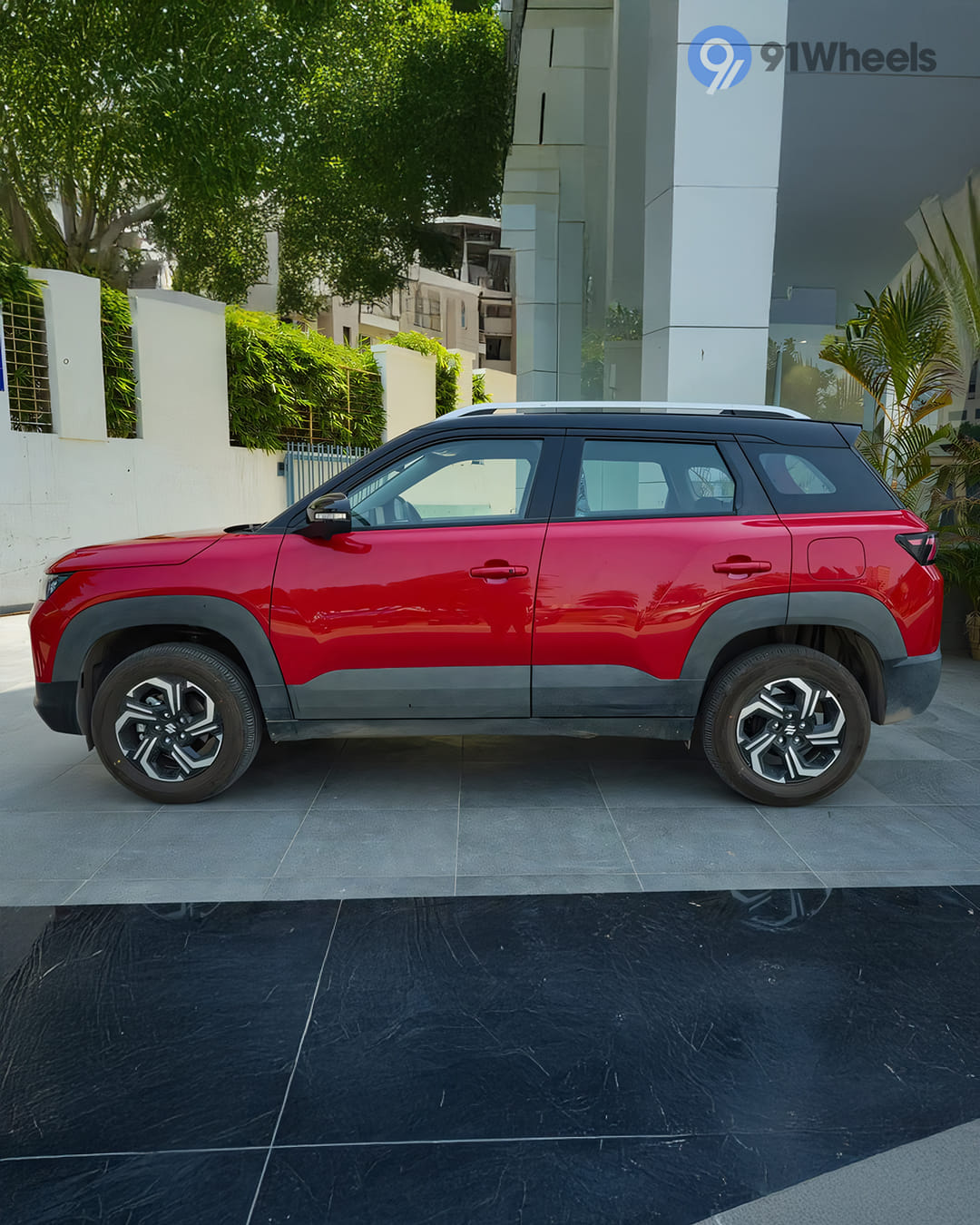 Maruti Suzuki Brezza Left Side View