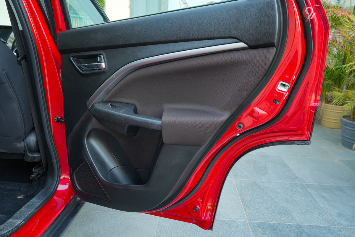 Maruti Suzuki Brezza Rear Door Pad Handle