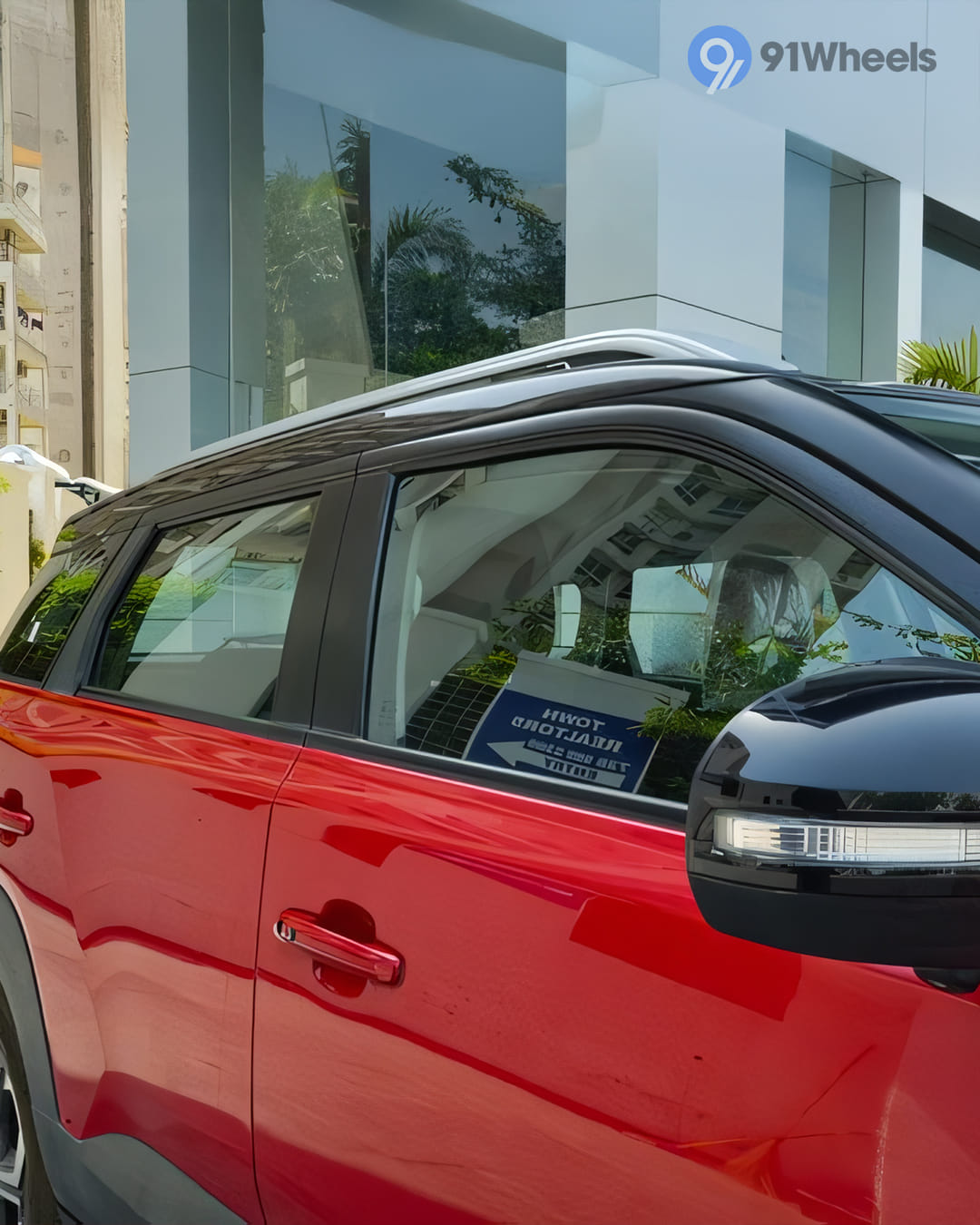 Maruti Suzuki Brezza Side Glass Housing