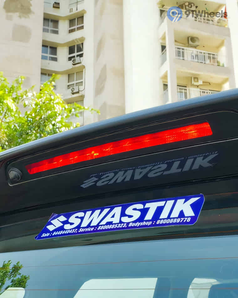 Headlights & Tail-lights - 3 Headlights & Tail-lights - 3