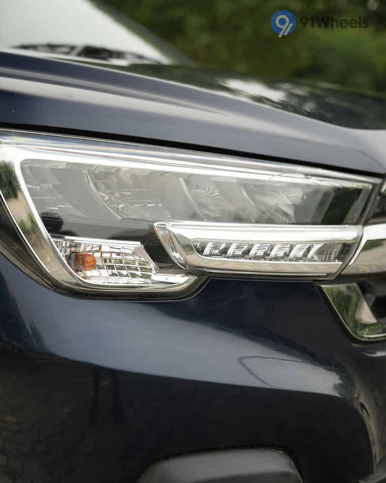 Headlights & Tail-lights - 1 Headlights & Tail-lights - 1