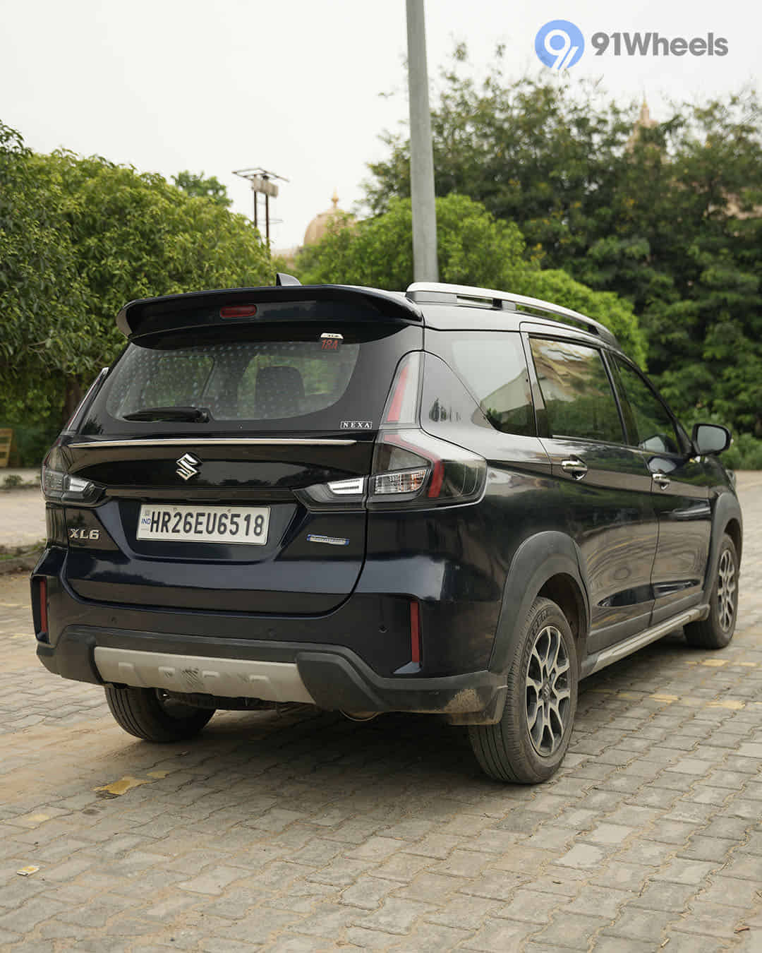 Right Rear Three Quarter Right Rear Three Quarter