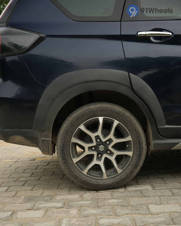 Outerview - 15 Outerview - 15