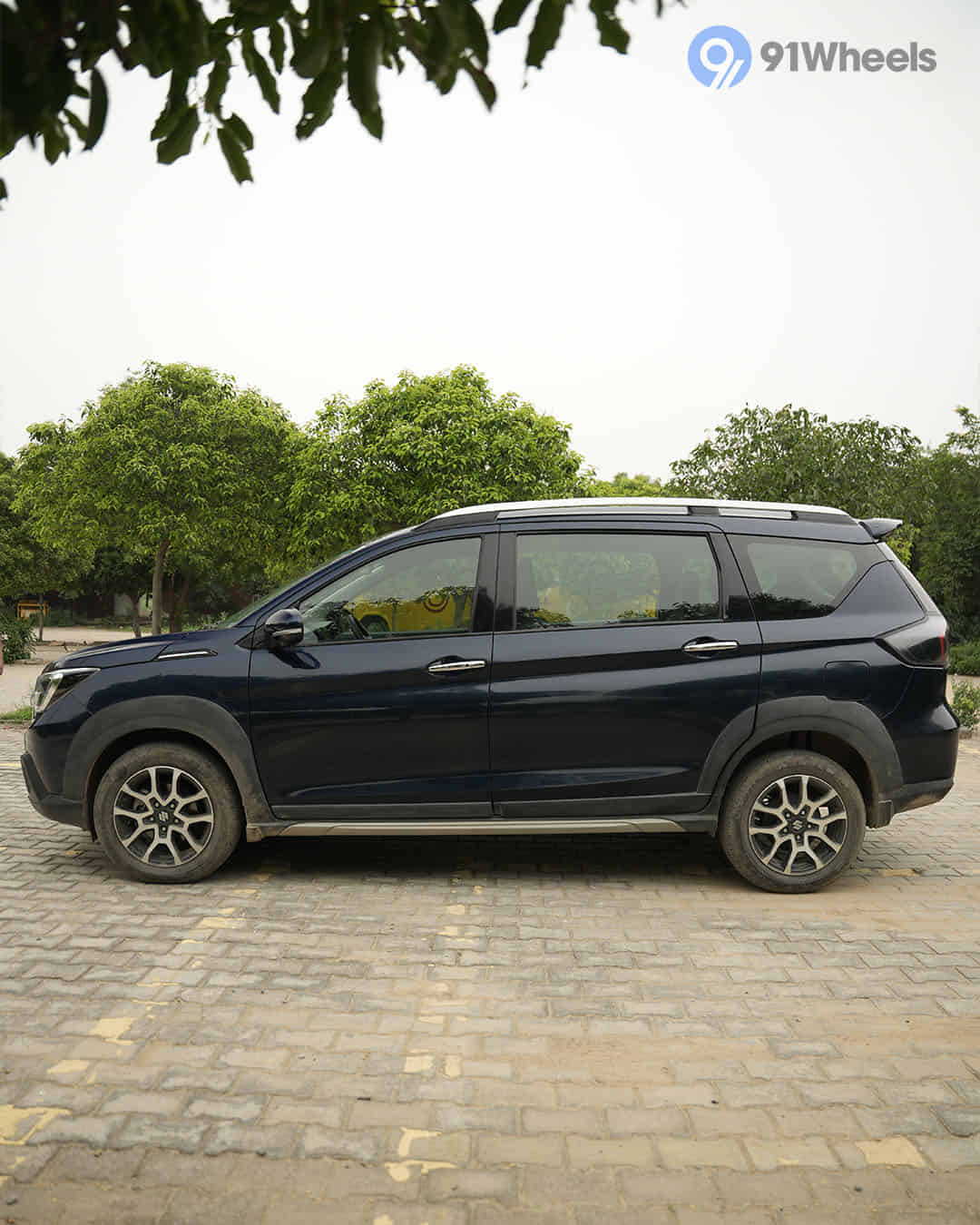 Left Side View Left Side View