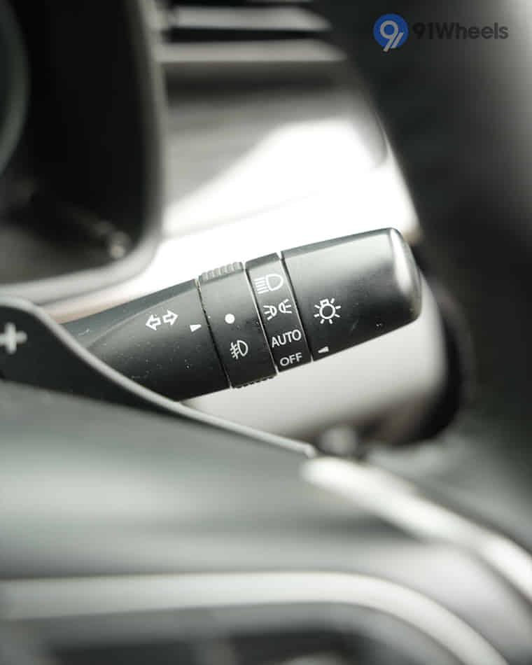 Driver Controls - 4 Driver Controls - 4