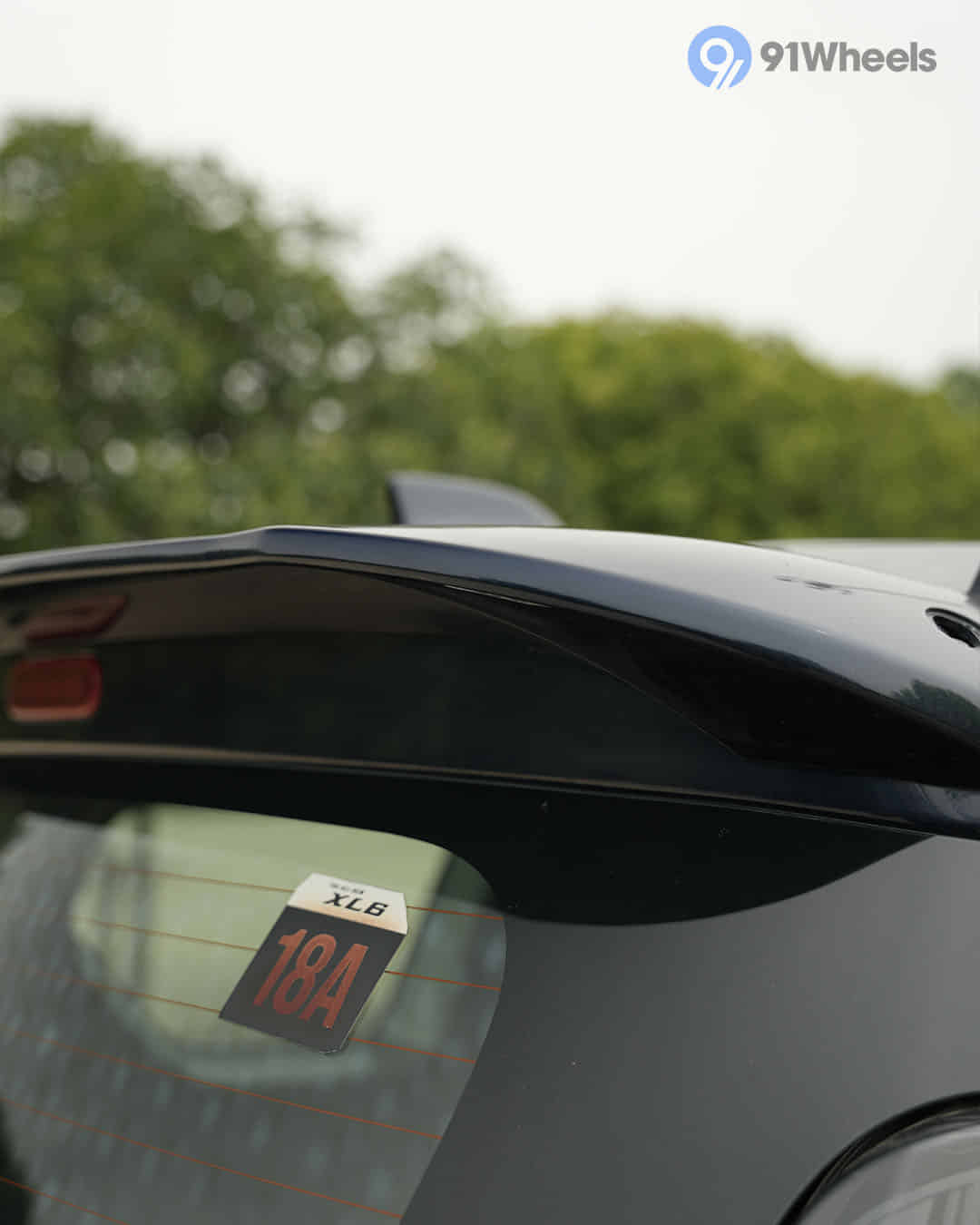 Rear Spoiler Rear Spoiler