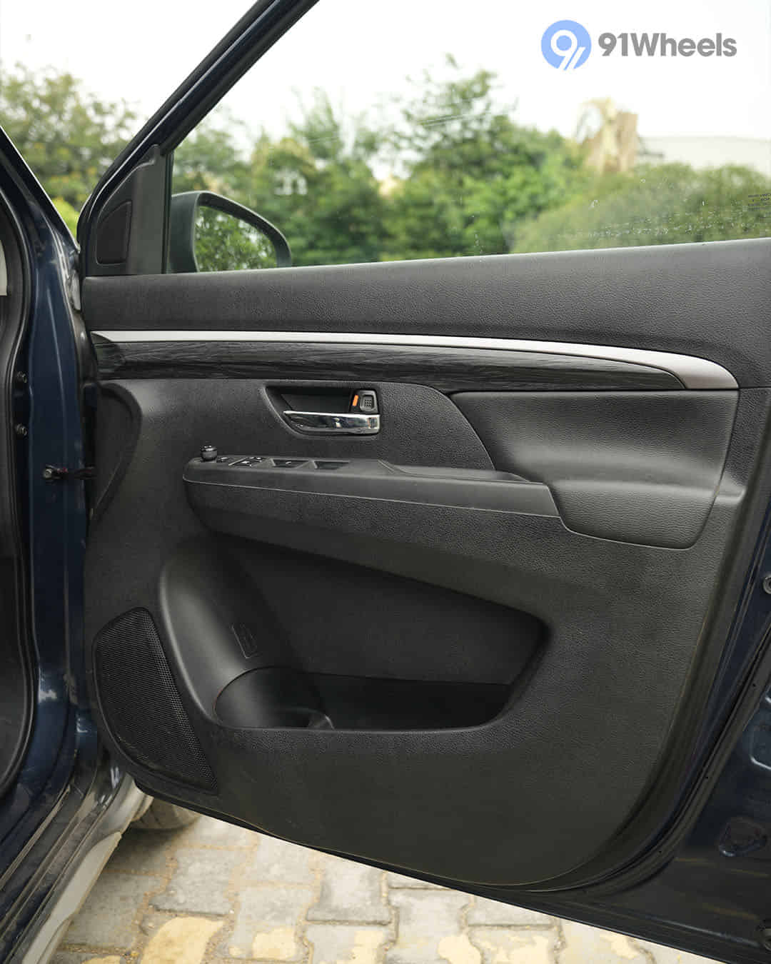 Driver Side Door Pad Driver Side Door Pad