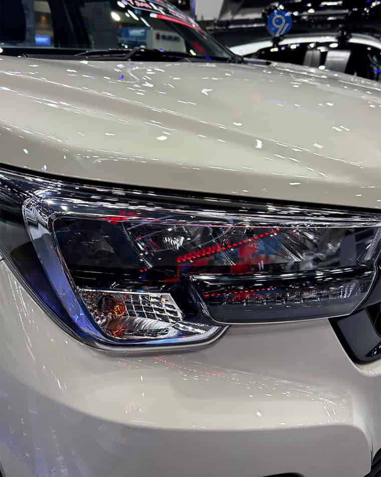 Headlights & Tail-lights - 1