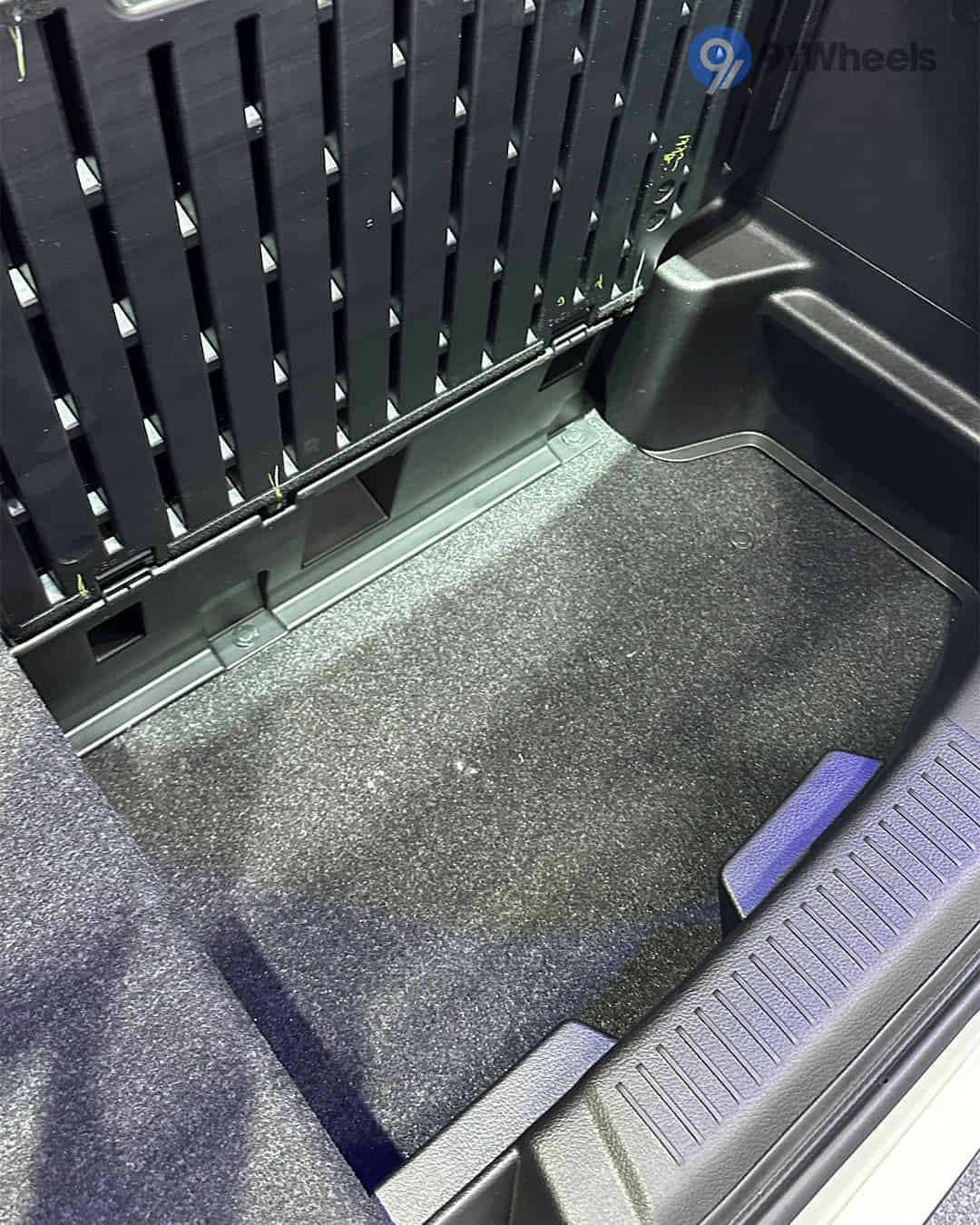 Under Boot / Spare Wheel